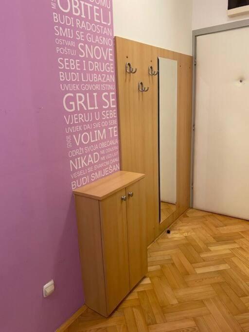 Ferienwohnung Self Check-In Studio With Wi-Fi And Parking Place Zagreb Exterior foto